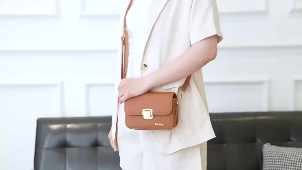 Bolsas Feminina Com Alca Transversais De Ombro Pequena